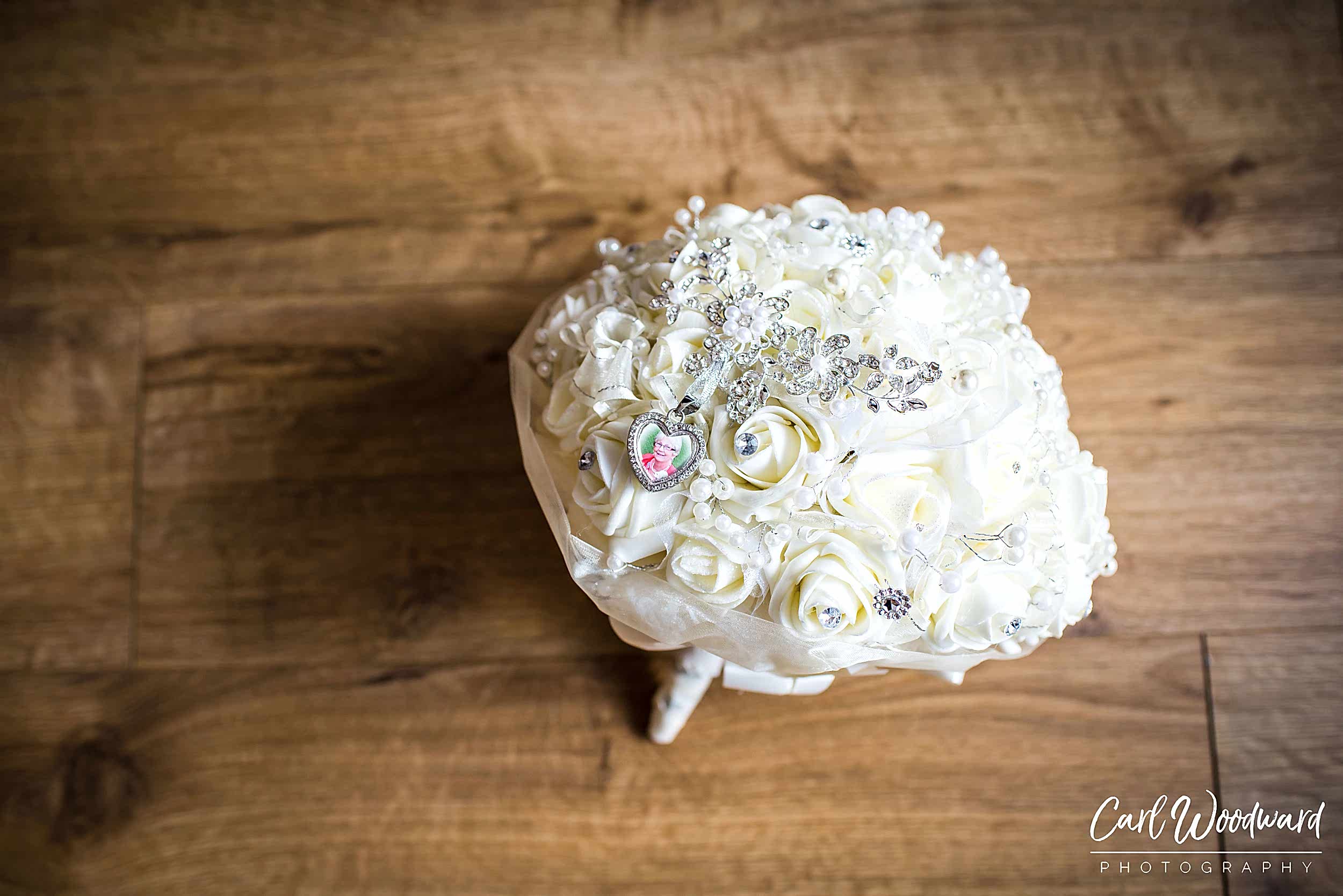 004-Mountain-Ash-Golf-Club-Wedding-Photography-Cardiff-Wedding-Photographer.jpg