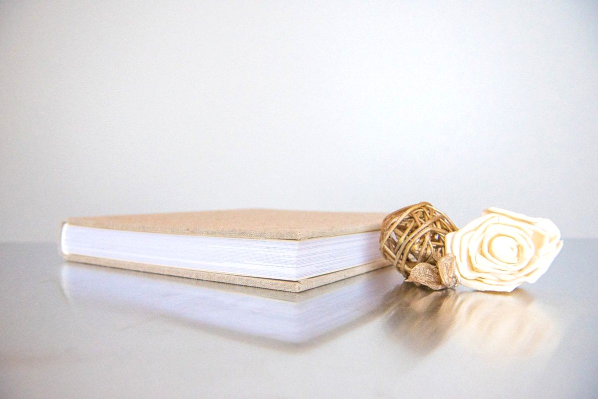 How To Choose Your Wedding Album