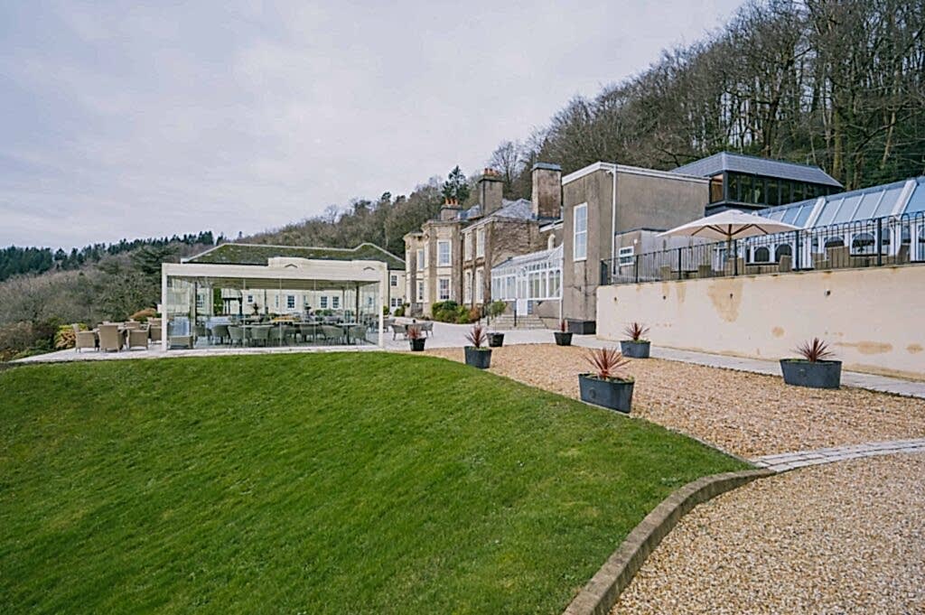 Queen Anne Grade II listed Manor House